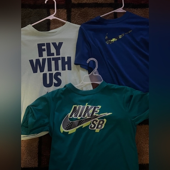 Kids medium Nike bundle - Picture 1 of 1
